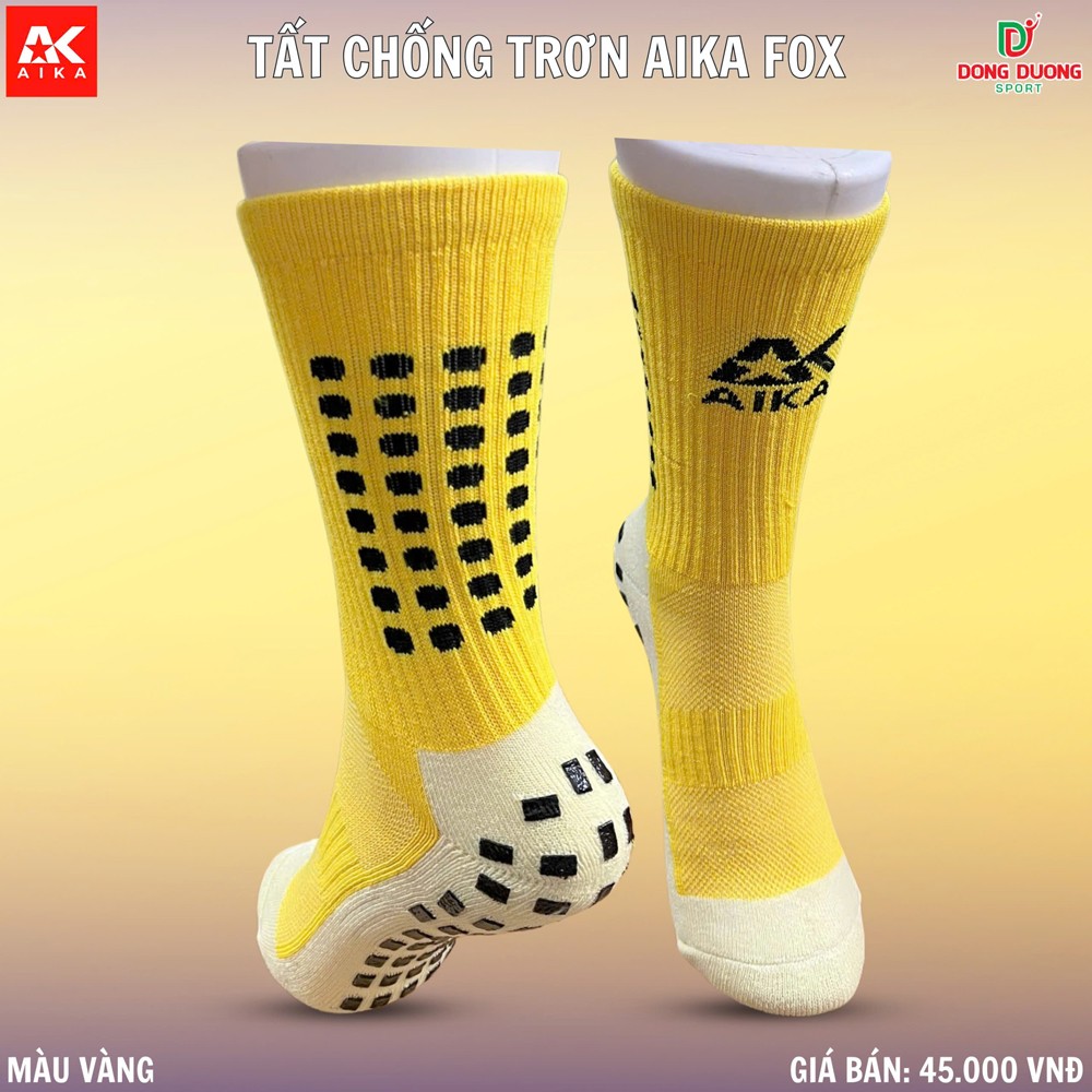 Tất chống trơn Aika Fox màu vàng có đệm cao su bám sàn, thiết kế cổ cao form ôm chân chuẩn