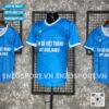 Áo Thun Thể Thao Xanh Dương Viền Trắng Cổ V – Sức Sống Trẻ Trung Năng Động